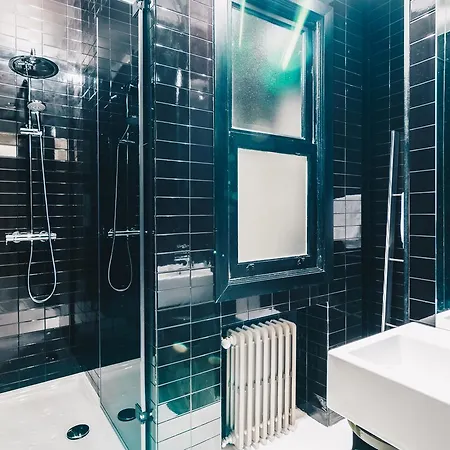 Kaia By People * Μπιλμπάο